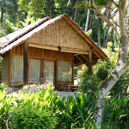 D'Lagoon Dive Resort Bitung Exterior photo